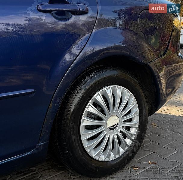 Ліфтбек Mazda 6 2002 в Львові
