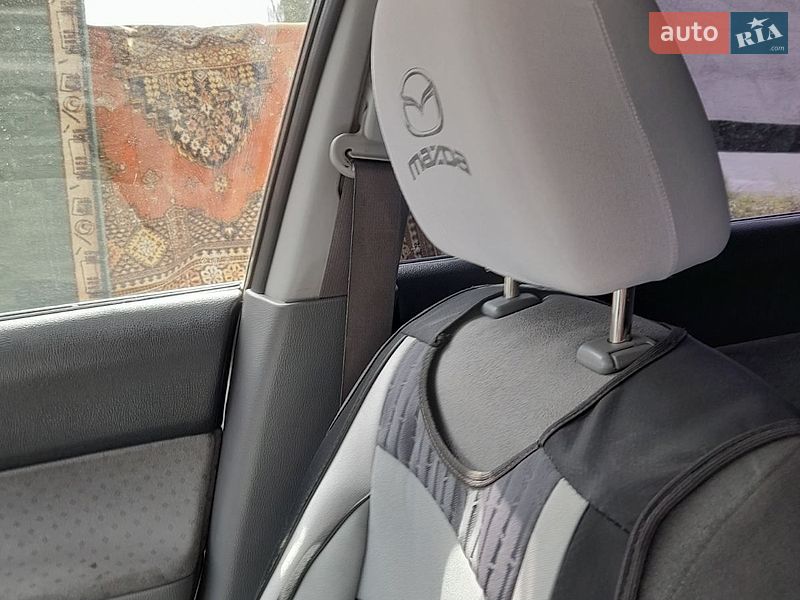 Лифтбек Mazda 6 2003 в Днепре