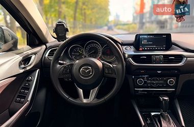 Седан Mazda 6 2015 в Чернігові