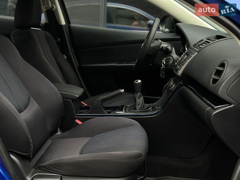 Седан Mazda 6 2008 в Старокостянтинові
