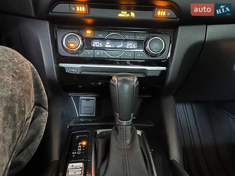 Седан Mazda 6 2016 в Чернівцях