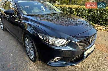 Седан Mazda 6 2014 в Днепре