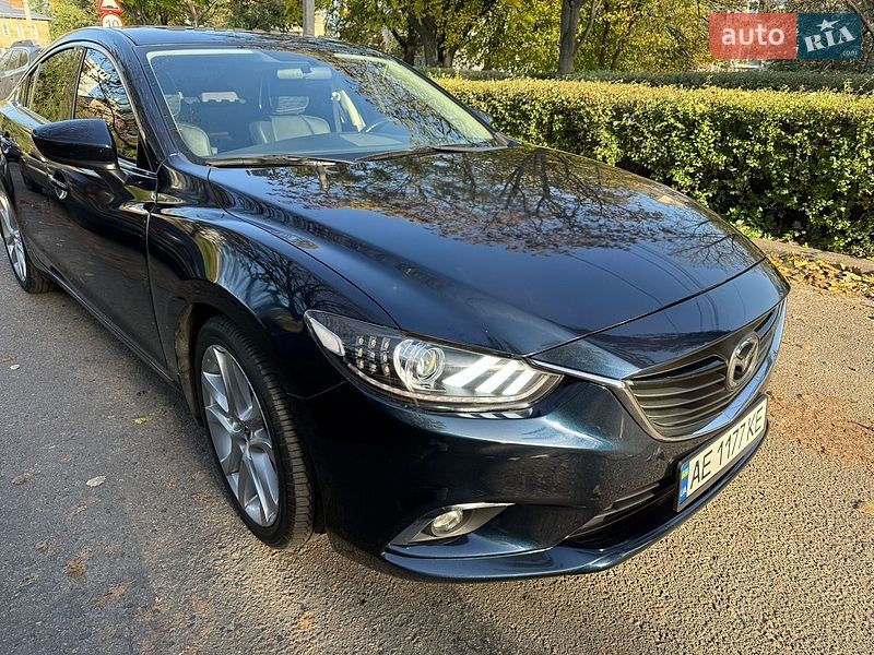 Седан Mazda 6 2014 в Днепре