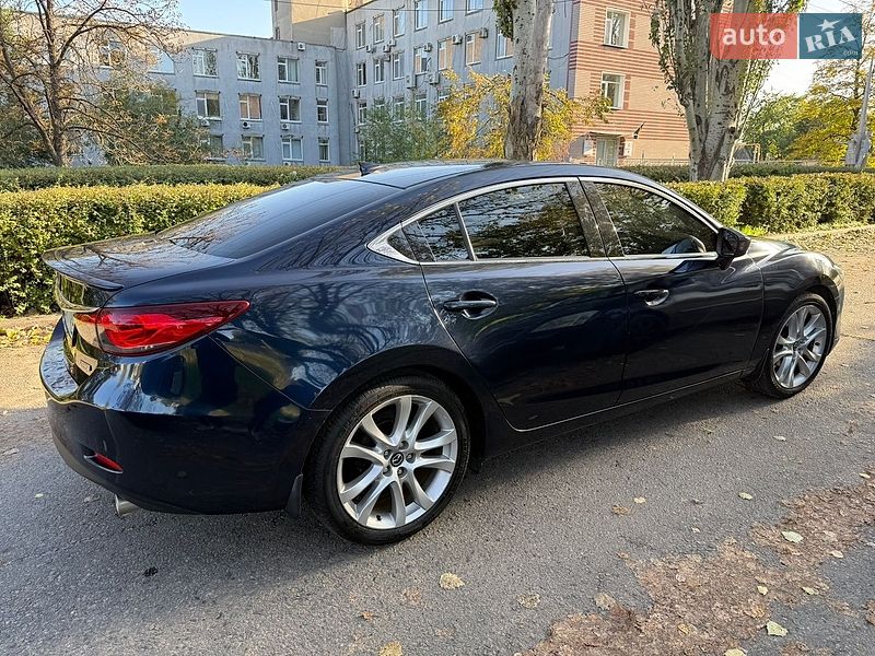 Седан Mazda 6 2014 в Днепре