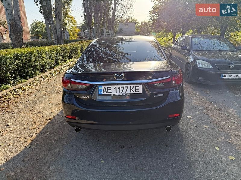 Седан Mazda 6 2014 в Днепре