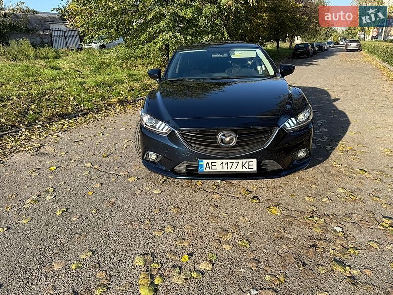 Седан Mazda 6 2014 в Днепре