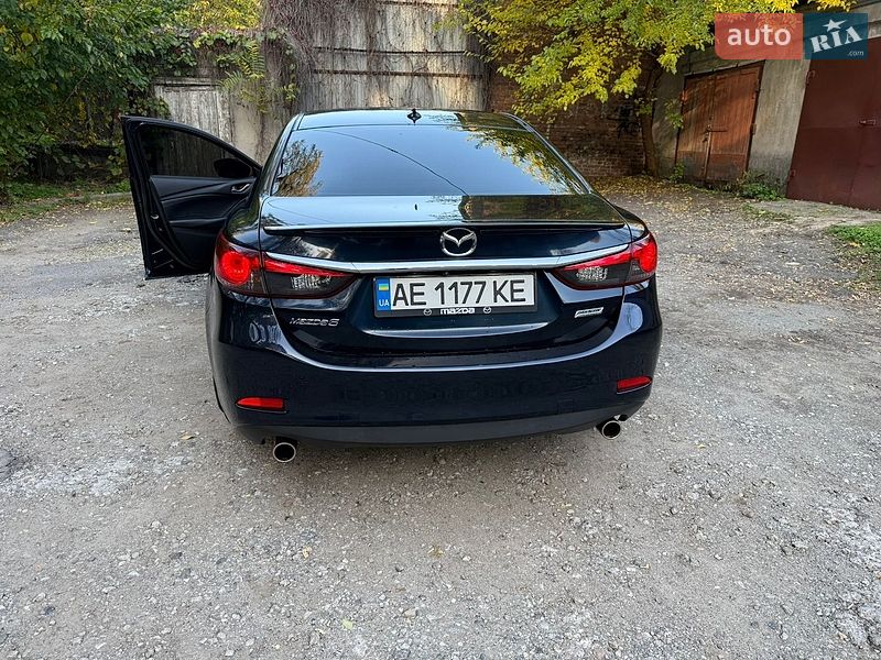 Седан Mazda 6 2014 в Днепре