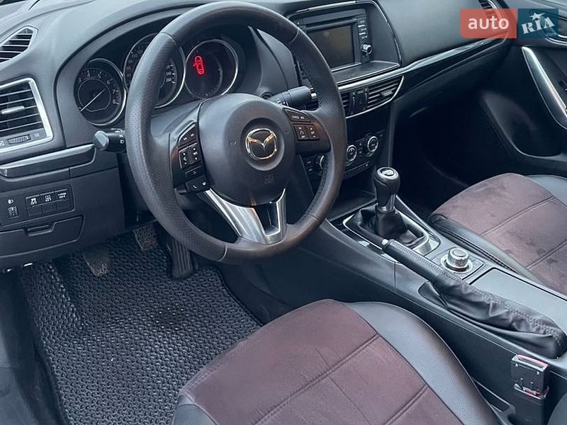 Седан Mazda 6 2013 в Киеве