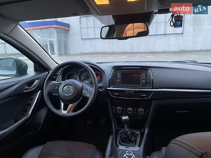 Седан Mazda 6 2013 в Киеве