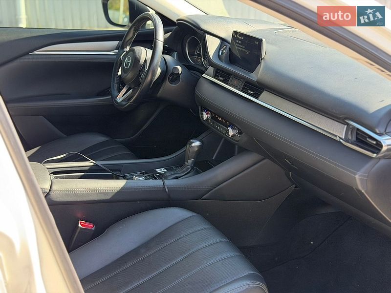 Седан Mazda 6 2019 в Павлограде