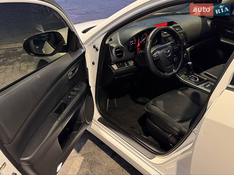 Седан Mazda 6 2011 в Одесі