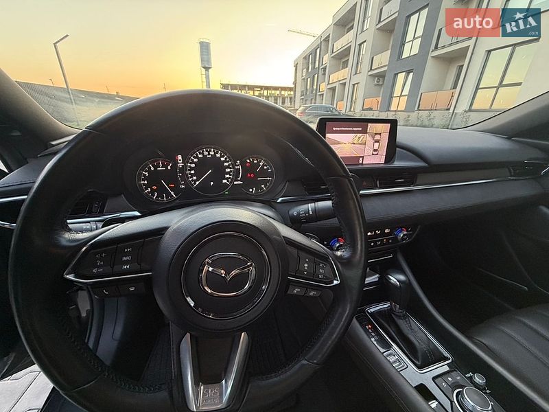 Седан Mazda 6 2018 в Ужгороді