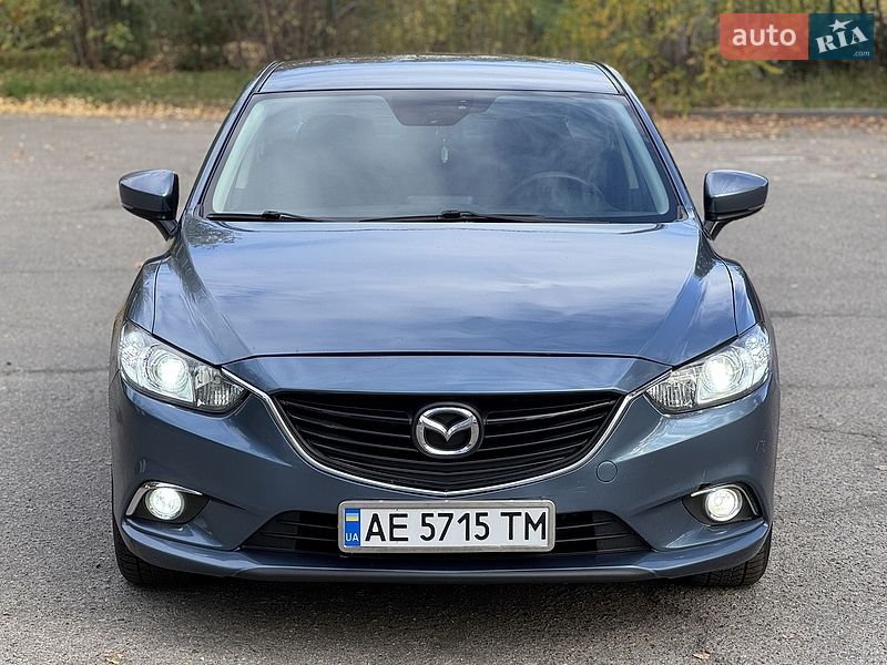 Седан Mazda 6 2016 в Днепре