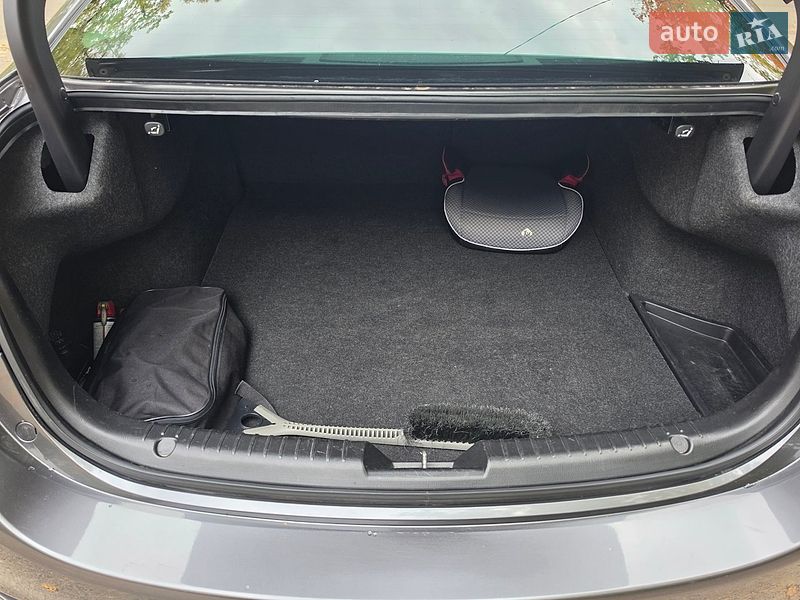 Седан Mazda 6 2019 в Києві