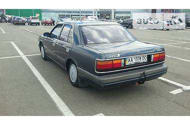 Седан Mazda 929 1989 в Киеве