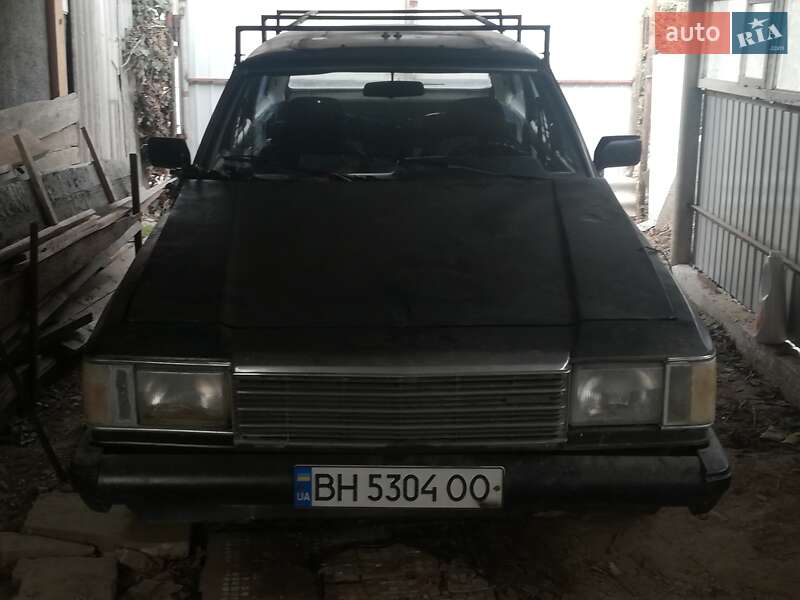 Універсал Mazda 929 1985 в Ізмаїлі