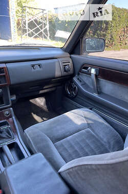 Седан Mazda 929 1988 в 
