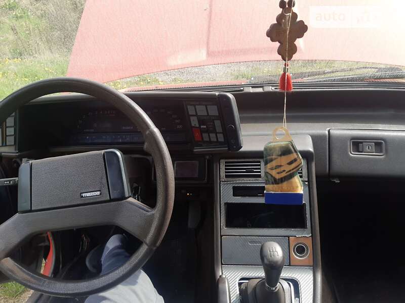 Купе Mazda 929 1983 в Хмельницком