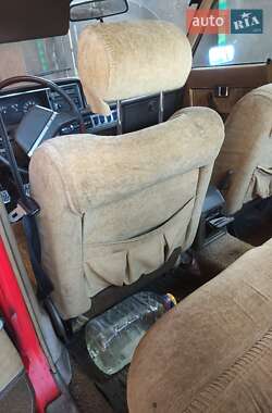 Седан Mazda 929 1981 в Львове