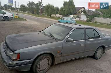 Седан Mazda 929 1989 в 