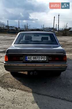 Седан Mazda 929 1988 в 