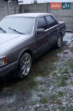 Седан Mazda 929 1991 в Ровно