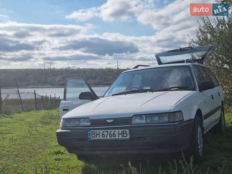 Универсал Mazda Capella 1989 в Киеве