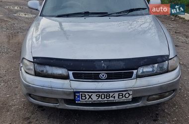 Седан Mazda Cronos 1994 в Фонтанці