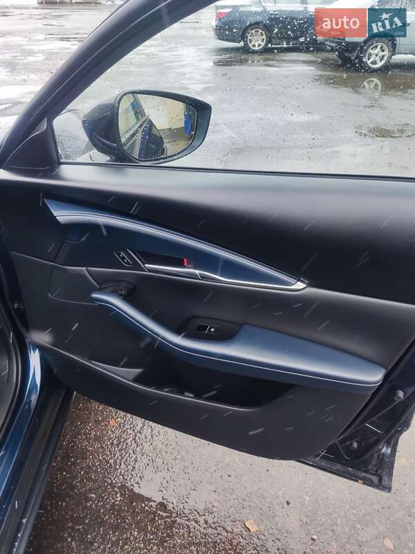 Внедорожник / Кроссовер Mazda CX-30 2021 в Стрые