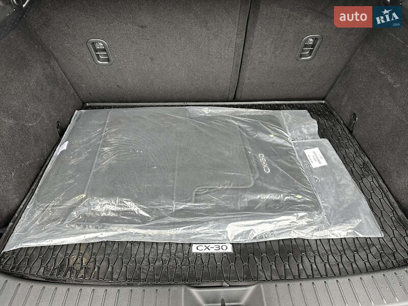 Внедорожник / Кроссовер Mazda CX-30 2023 в Киеве