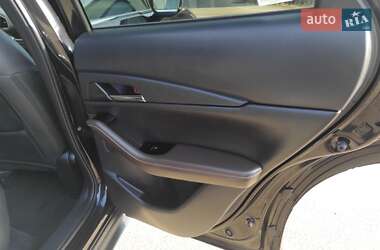 Позашляховик / Кросовер Mazda CX-30 2023 в 
