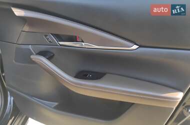 Позашляховик / Кросовер Mazda CX-30 2023 в 