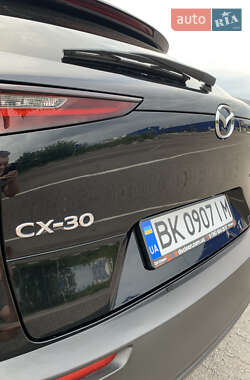Внедорожник / Кроссовер Mazda CX-30 2020 в 
