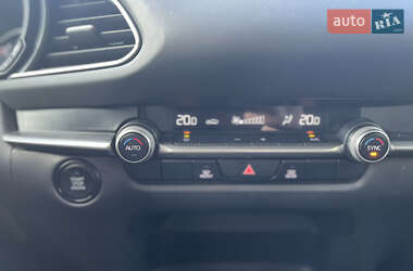 Внедорожник / Кроссовер Mazda CX-30 2021 в 