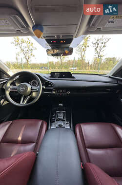 Позашляховик / Кросовер Mazda CX-30 2022 в 
