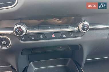 Позашляховик / Кросовер Mazda CX-30 2021 в 
