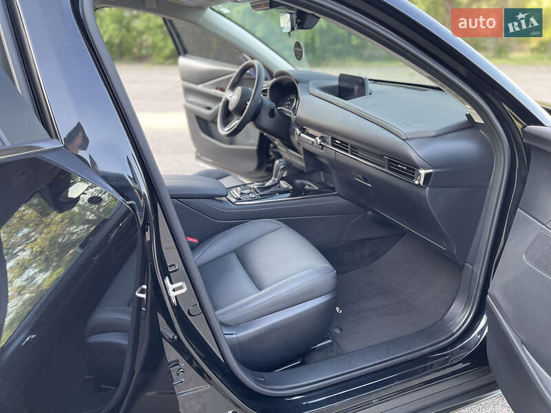 Внедорожник / Кроссовер Mazda CX-30 2023 в Кривом Роге