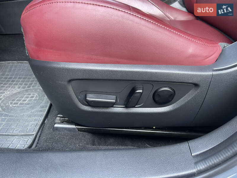 Внедорожник / Кроссовер Mazda CX-30 2022 в Киеве