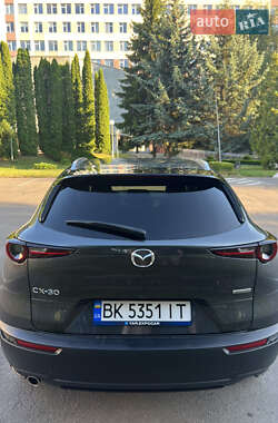 Позашляховик / Кросовер Mazda CX-30 2023 в  фото 4 Позашляховик / Кросовер Mazda CX-30 2023 в