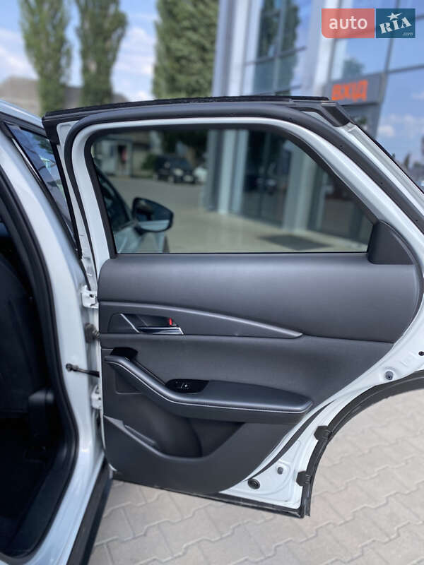 Внедорожник / Кроссовер Mazda CX-30 2024 в Киеве