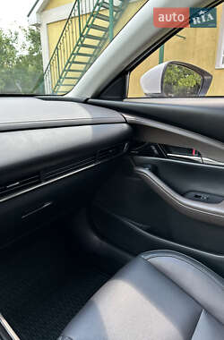 Позашляховик / Кросовер Mazda CX-30 2021 в 