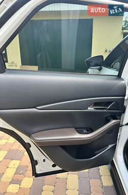 Позашляховик / Кросовер Mazda CX-30 2021 в 