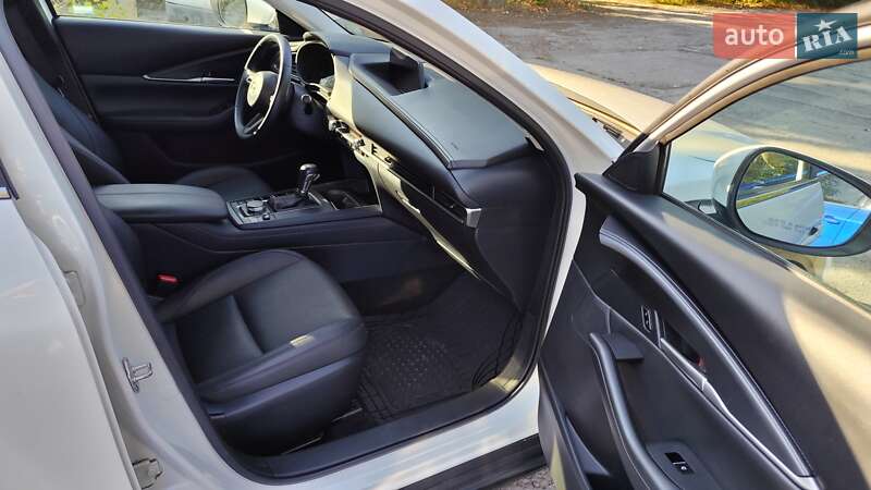 Внедорожник / Кроссовер Mazda CX-30 2022 в Днепре фото 34 Внедорожник / Кроссовер Mazda CX-30 2022 в Днепре