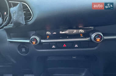 Позашляховик / Кросовер Mazda CX-30 2020 в 