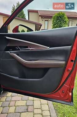 Позашляховик / Кросовер Mazda CX-30 2020 в 