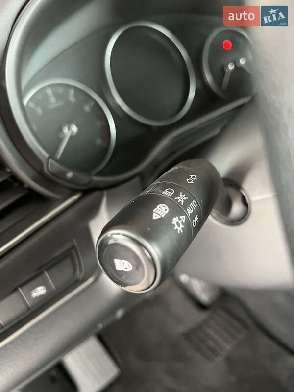 Внедорожник / Кроссовер Mazda CX-30 2023 в Киеве