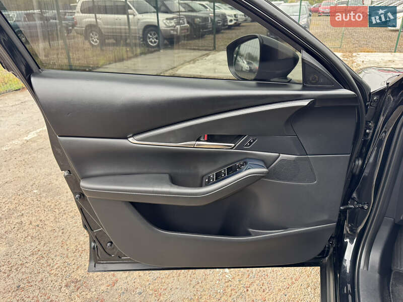 Позашляховик / Кросовер Mazda CX-30 2021 в Києві фото 21 Позашляховик / Кросовер Mazda CX-30 2021 в Києві