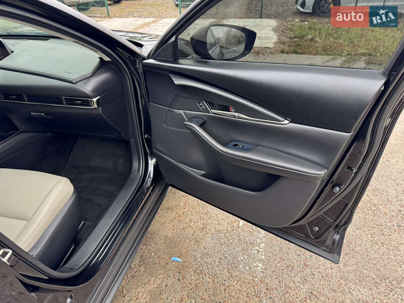 Позашляховик / Кросовер Mazda CX-30 2021 в Києві фото 34 Позашляховик / Кросовер Mazda CX-30 2021 в Києві