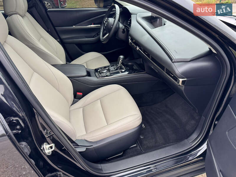 Позашляховик / Кросовер Mazda CX-30 2021 в Києві фото 38 Позашляховик / Кросовер Mazda CX-30 2021 в Києві