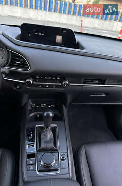 Позашляховик / Кросовер Mazda CX-30 2022 в  фото 13 Позашляховик / Кросовер Mazda CX-30 2022 в